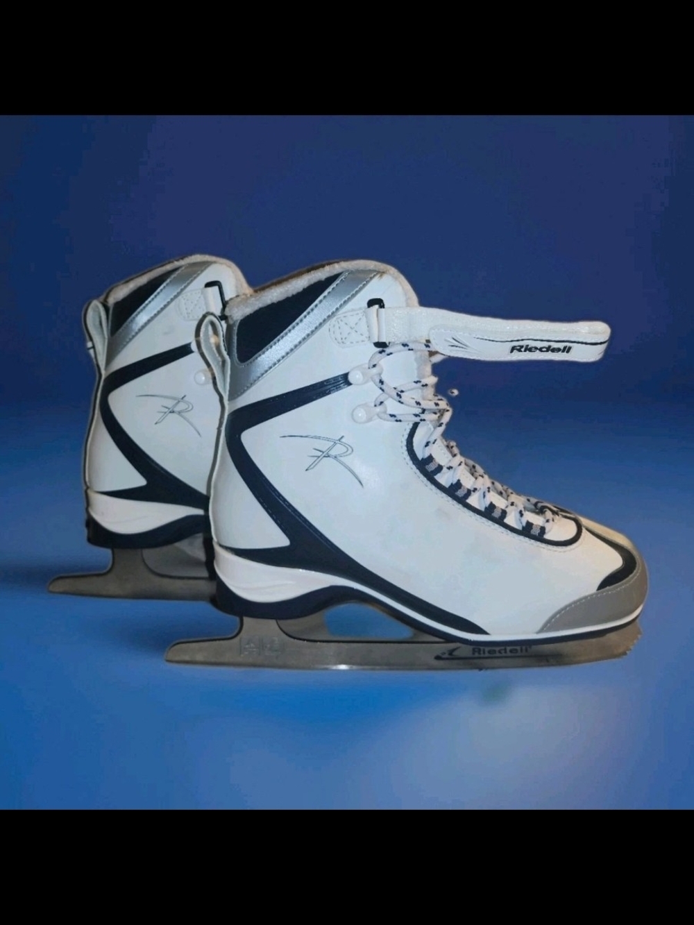 Riedel White and Black Figure Ice Skates